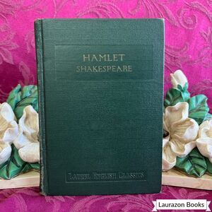 1927 Hamlet by William Shakespeare, Smaller Illustrated Vintage Book